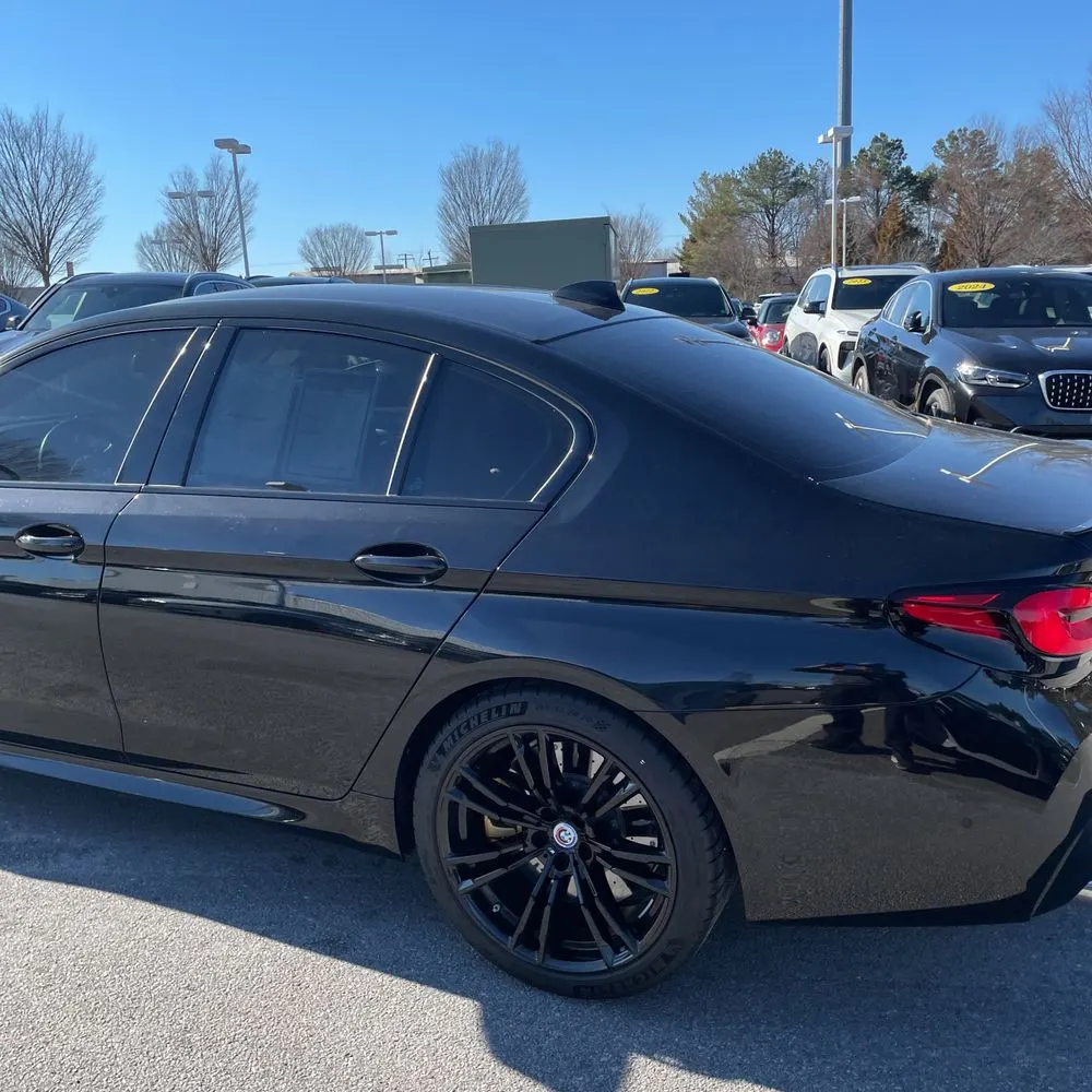 2023 BMW M5