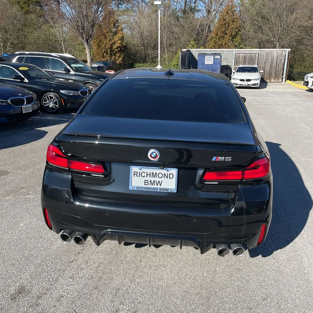 2023 BMW M5