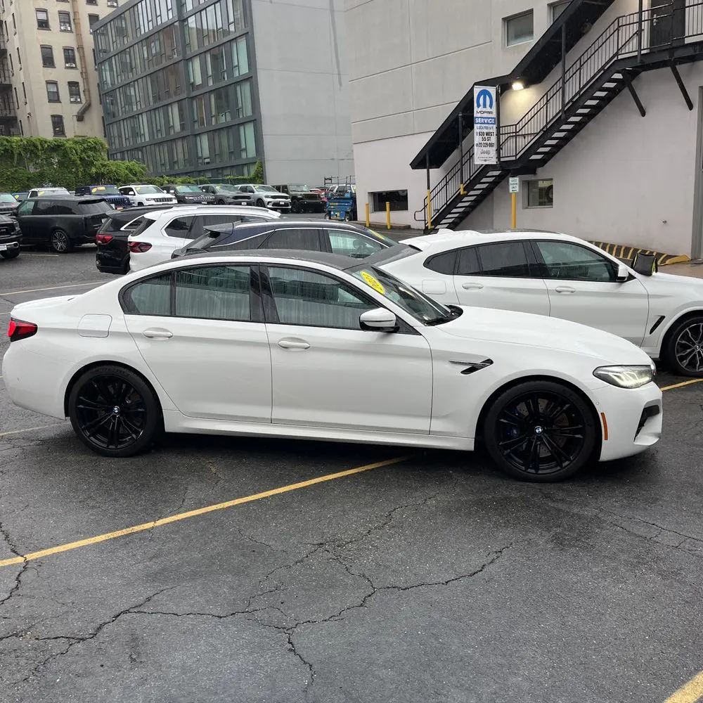2023 BMW M5