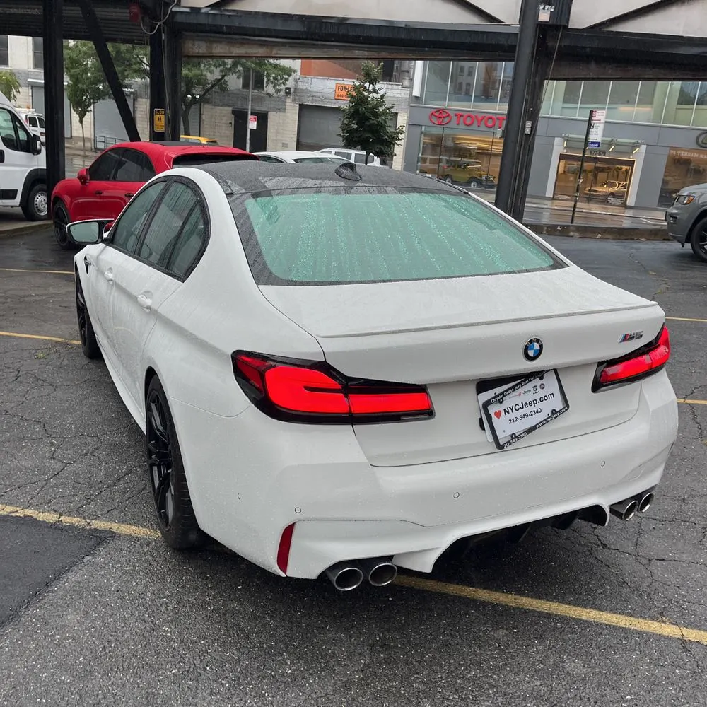 2023 BMW M5
