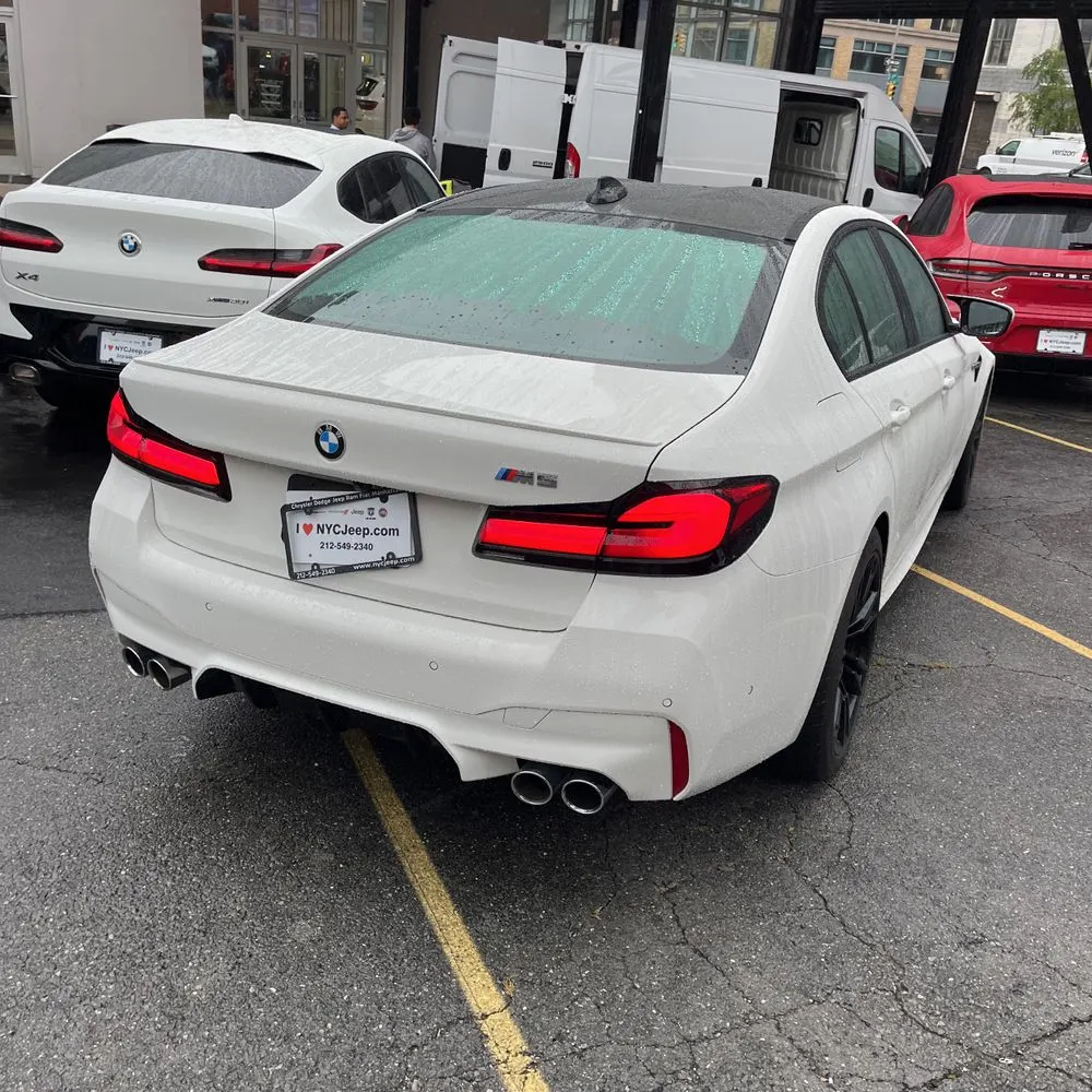 2023 BMW M5