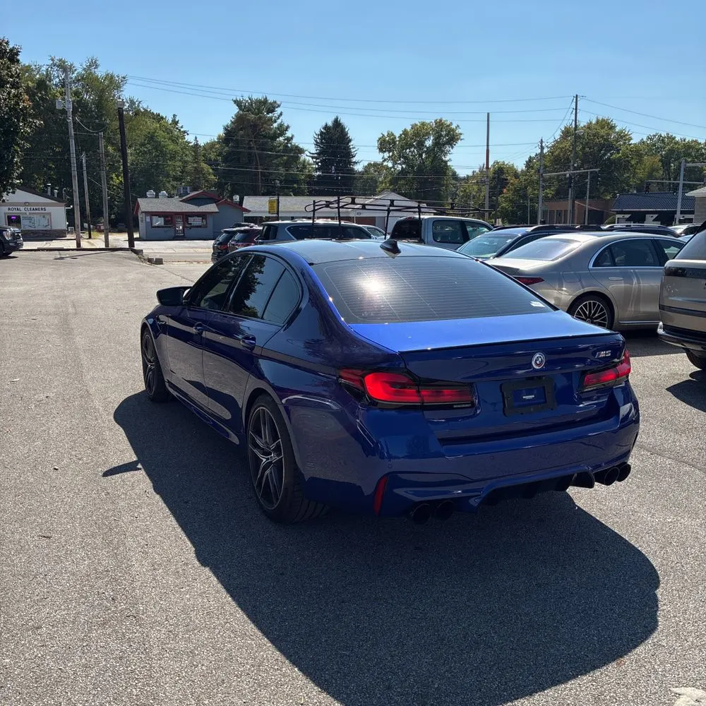2023 BMW M5