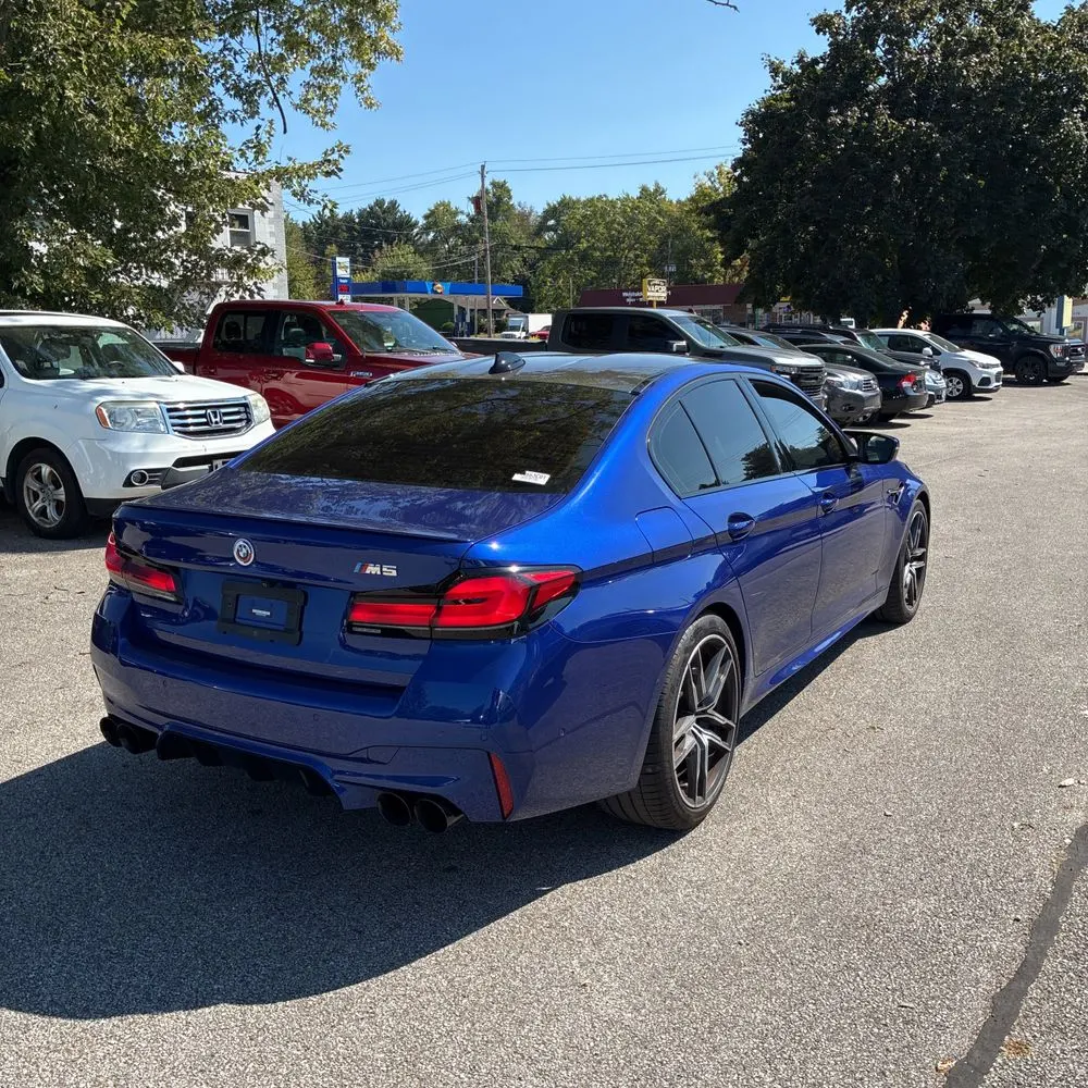 2023 BMW M5