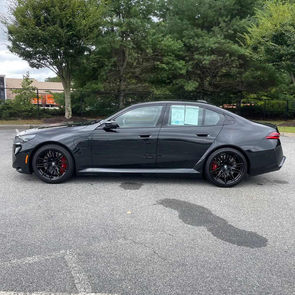 2025 BMW M5 Base