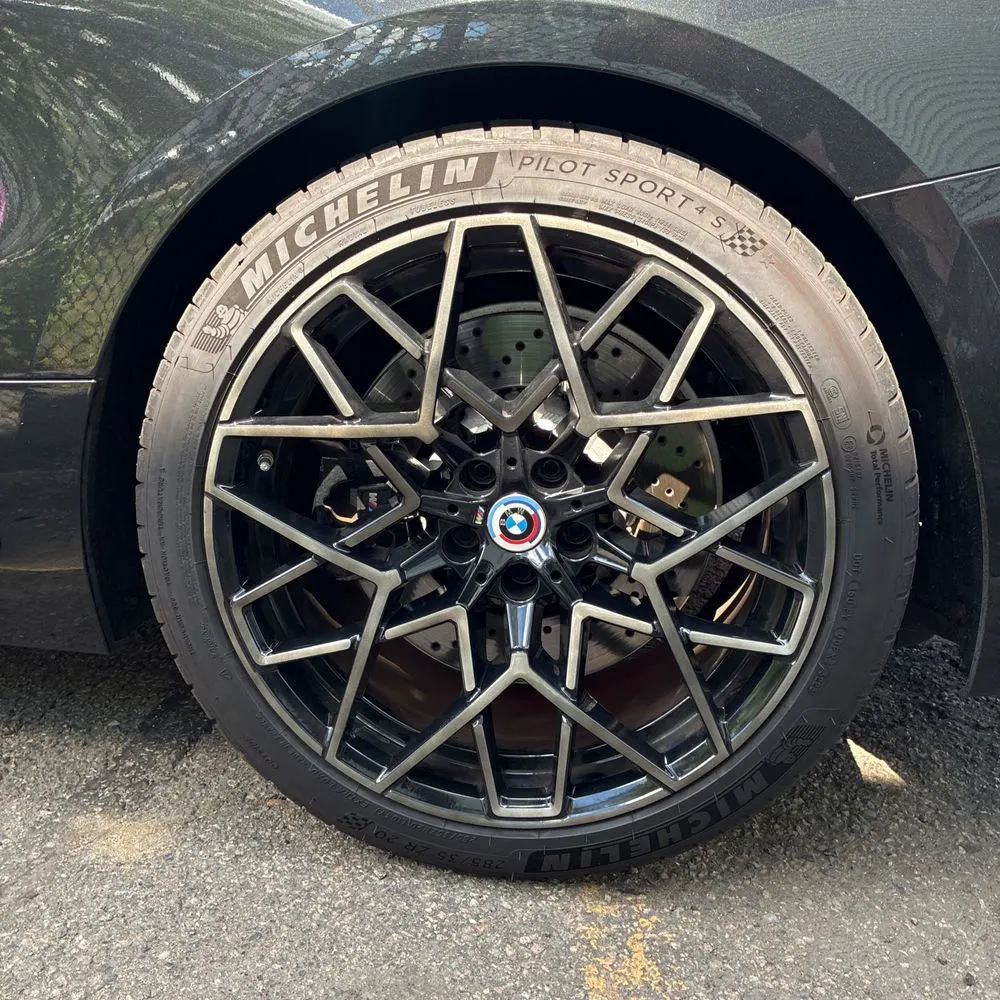 2022 BMW M8 Competition