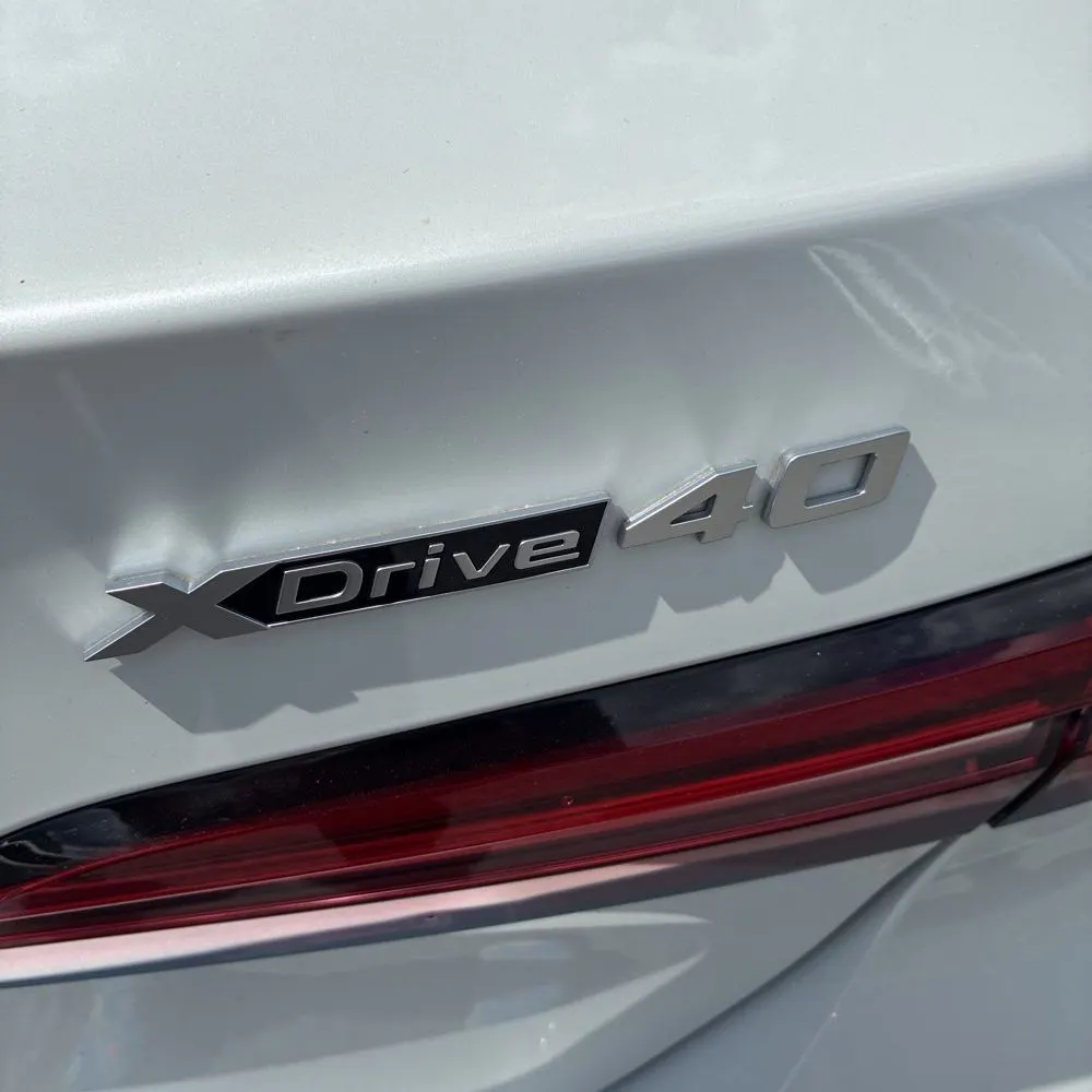 2025 BMW i5 xDrive40