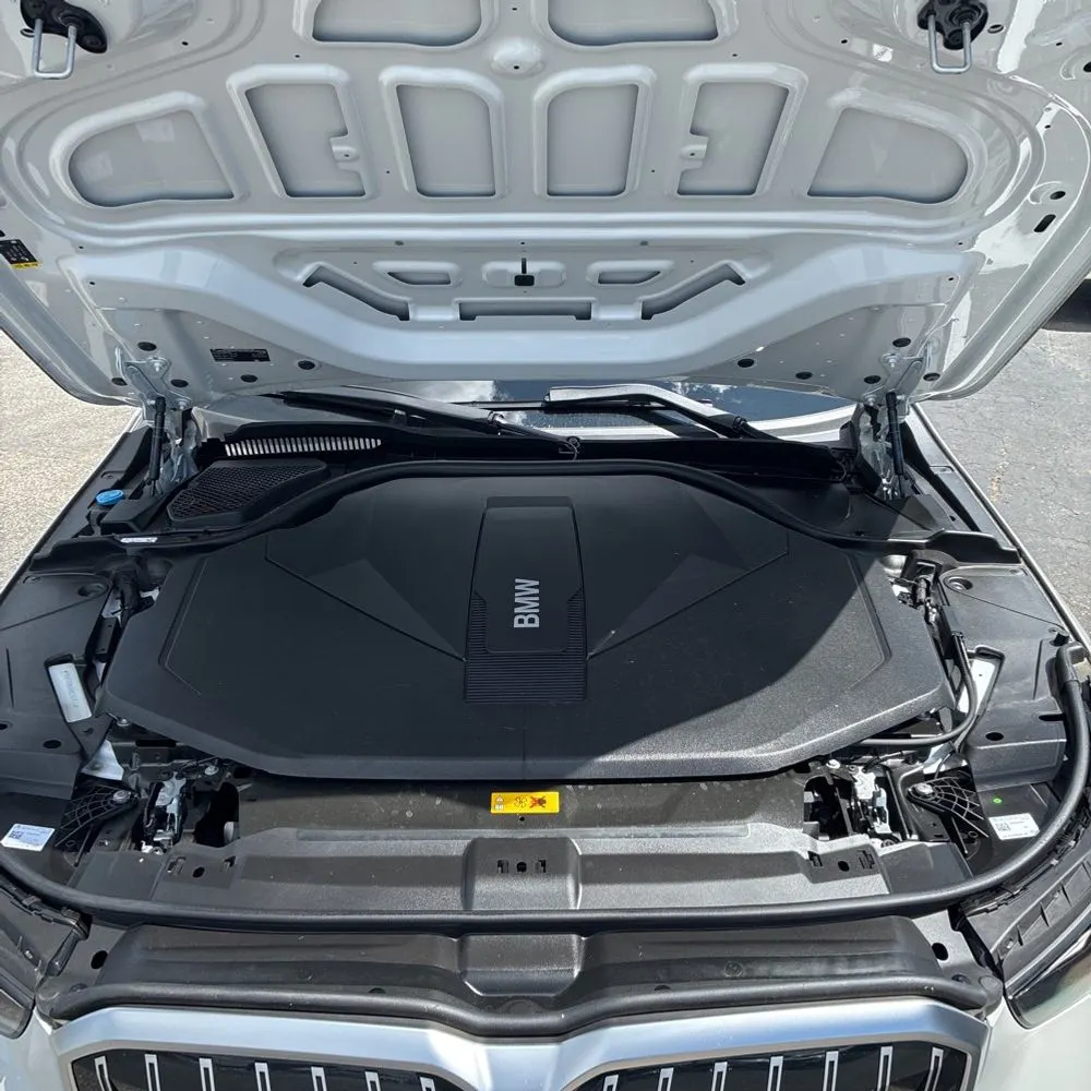 2025 BMW i5 xDrive40