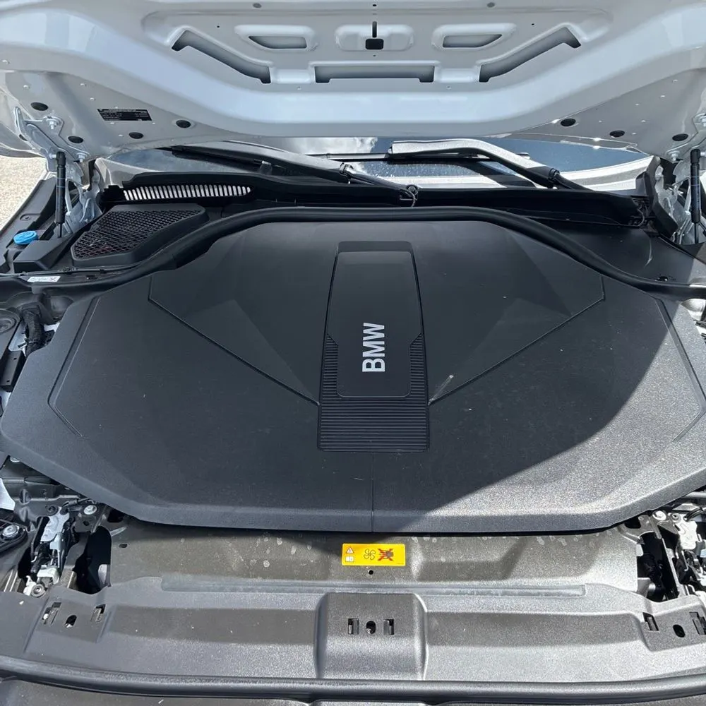 2025 BMW i5 xDrive40