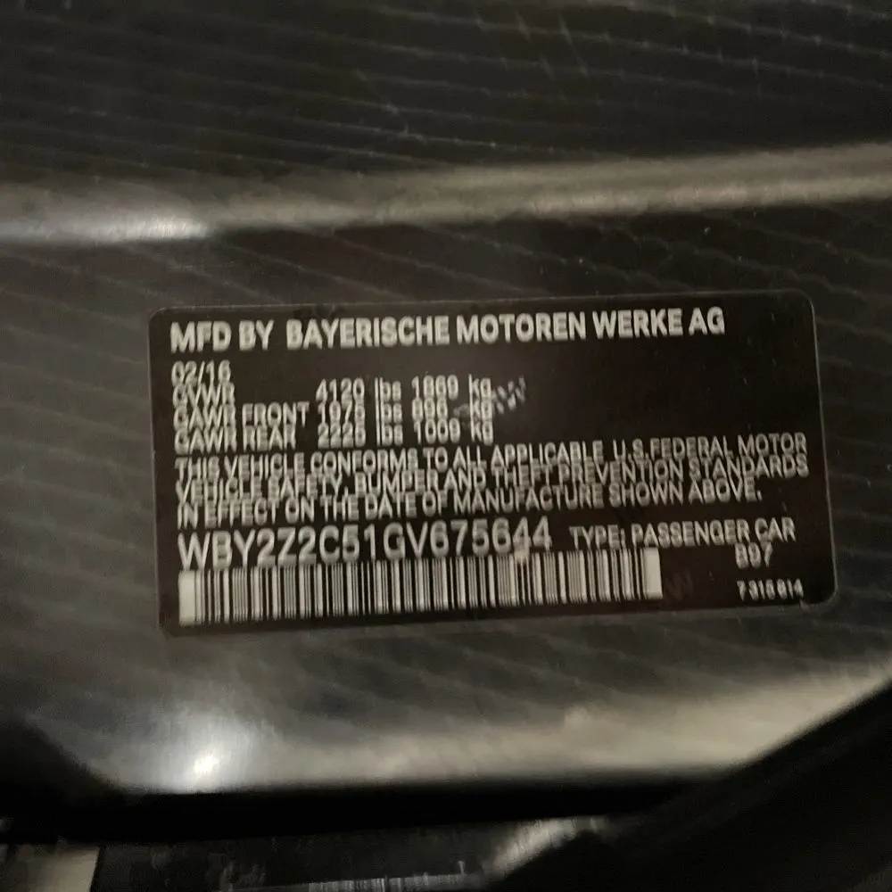 2016 BMW i8