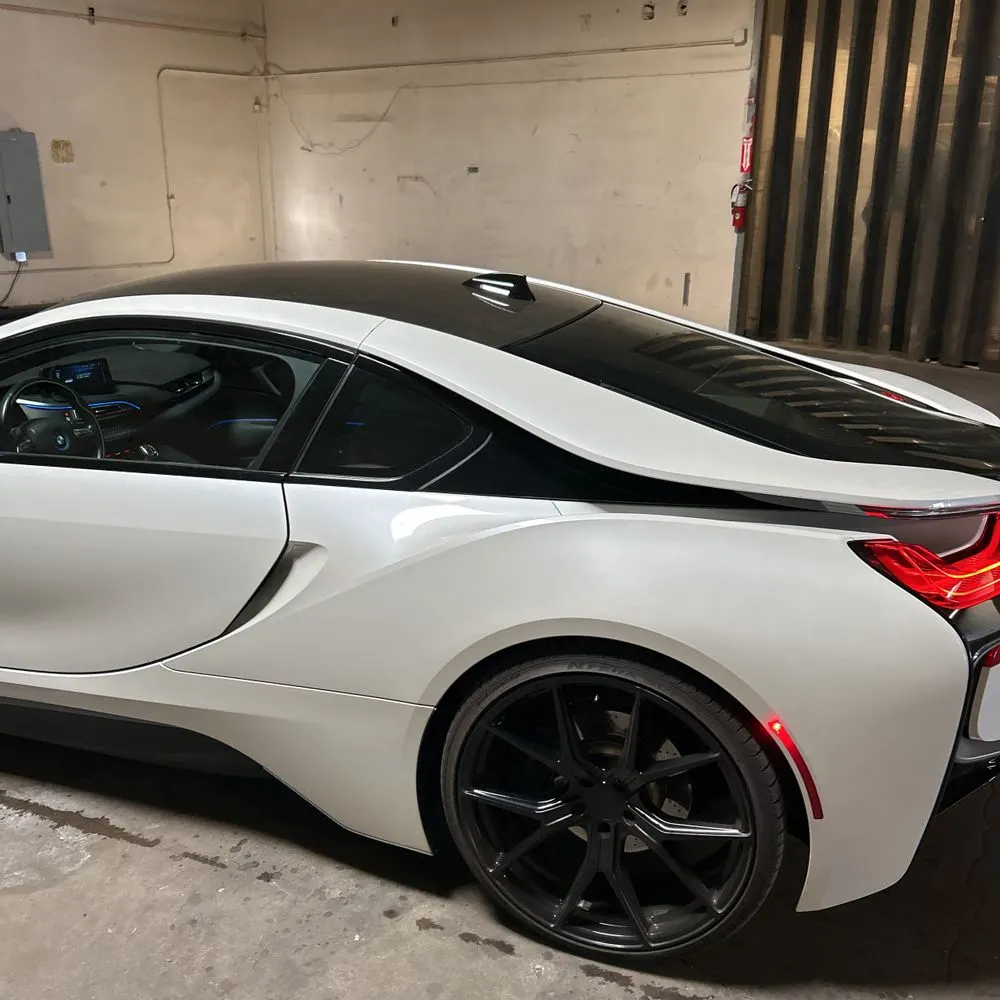 2016 BMW i8
