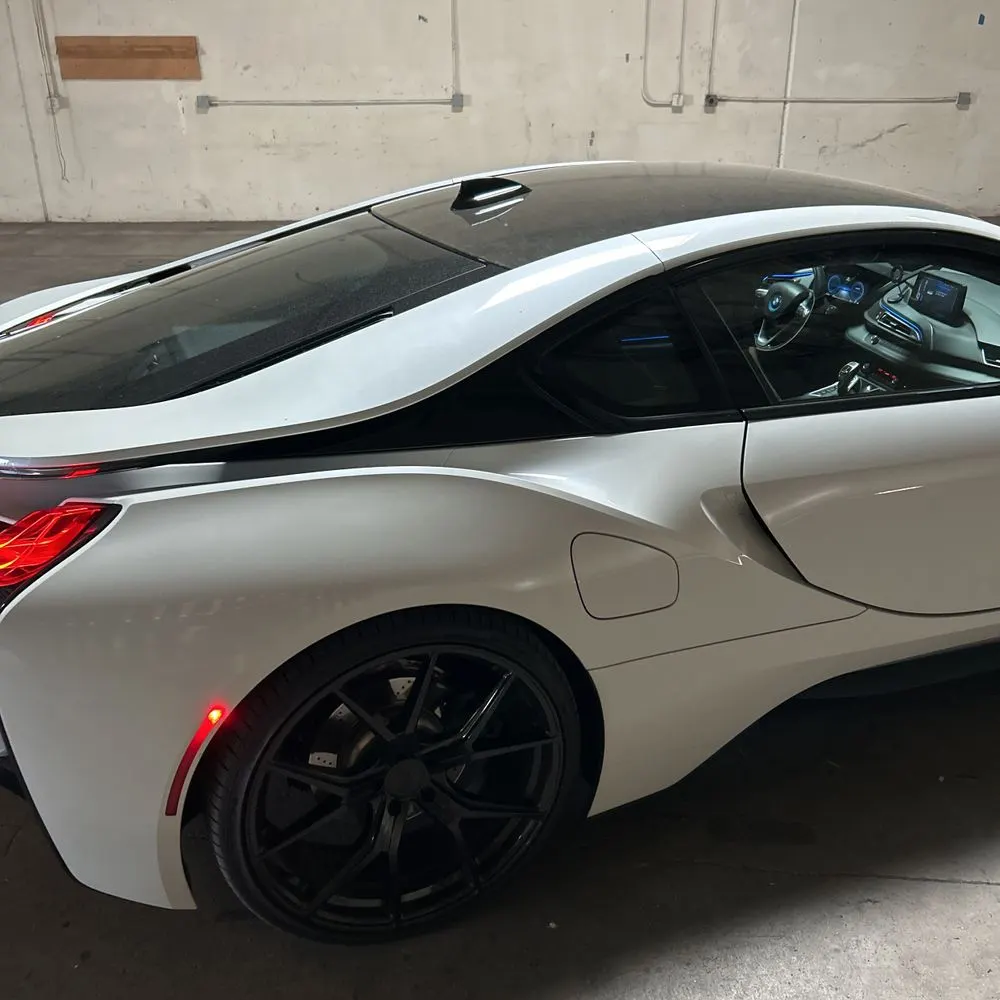 2016 BMW i8