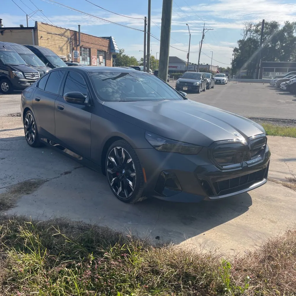 2025 BMW i5 M60