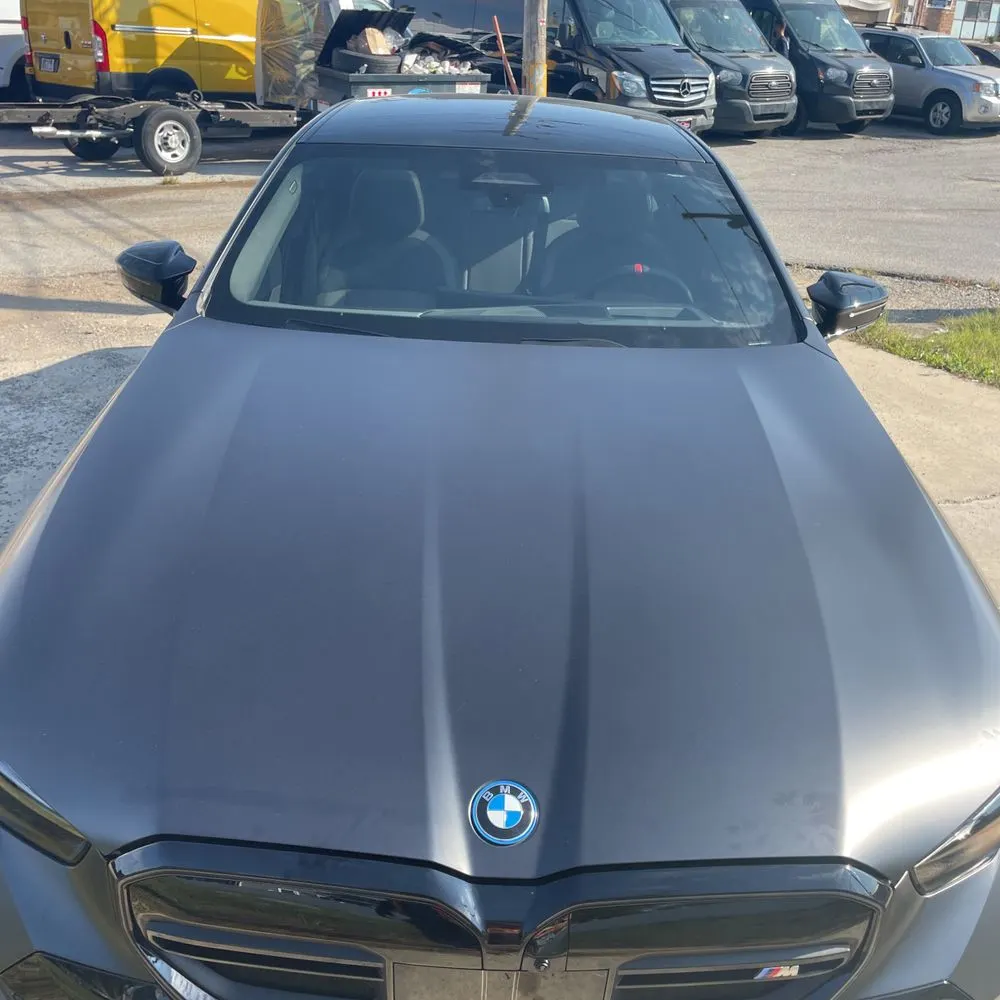 2025 BMW i5 M60