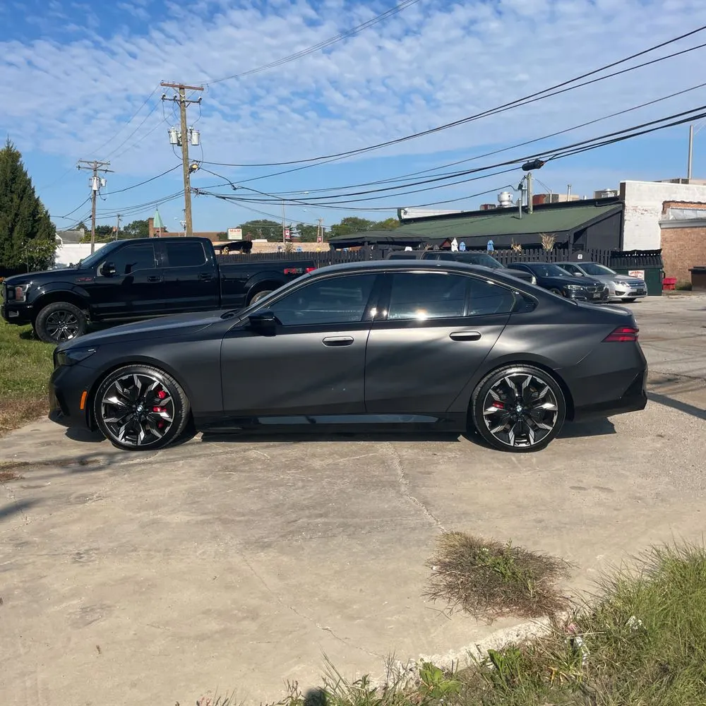 2025 BMW i5 M60