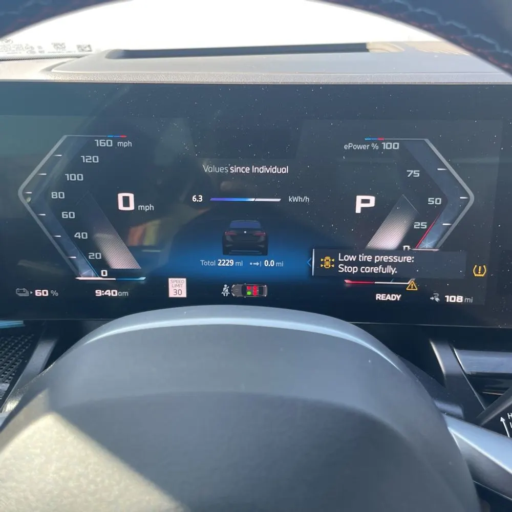 2025 BMW i5 M60
