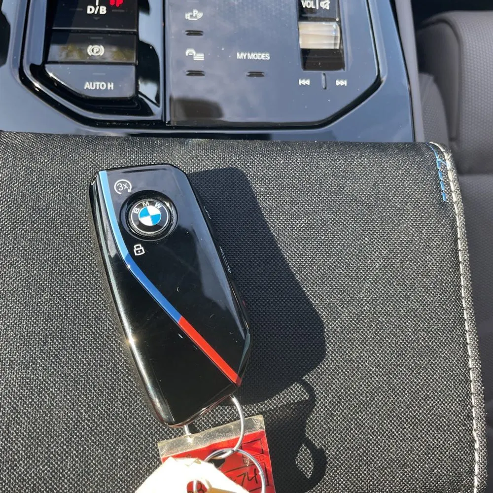 2025 BMW i5 M60