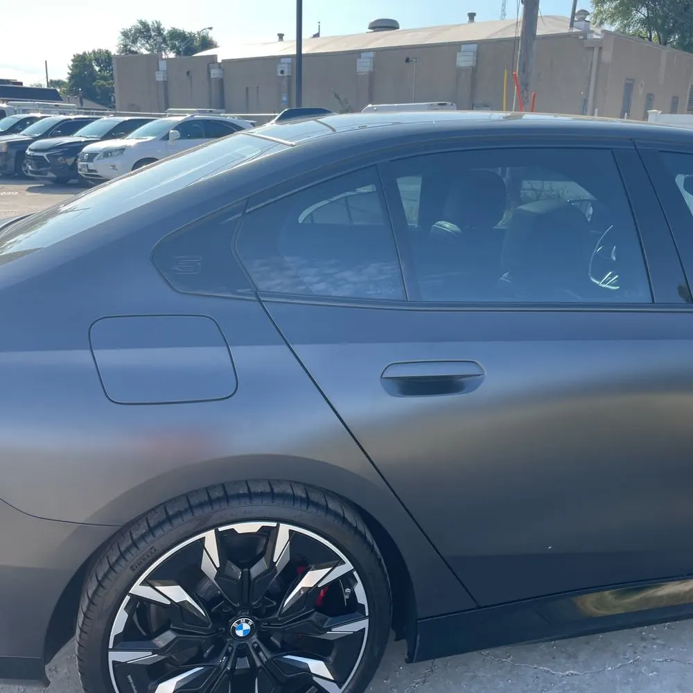 2025 BMW i5 M60