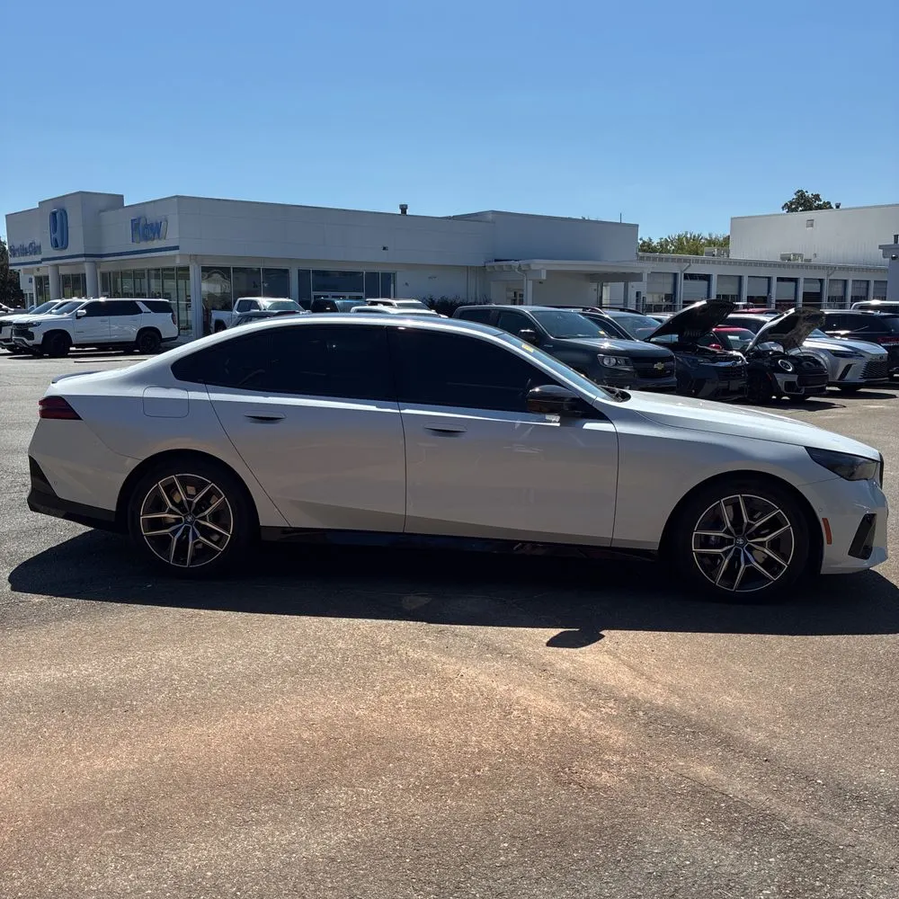 2024 BMW i5 M60