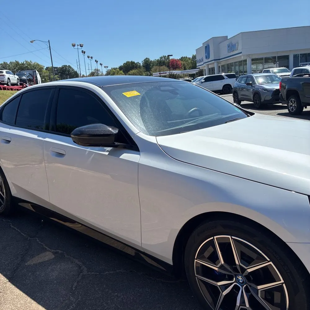 2024 BMW i5 M60