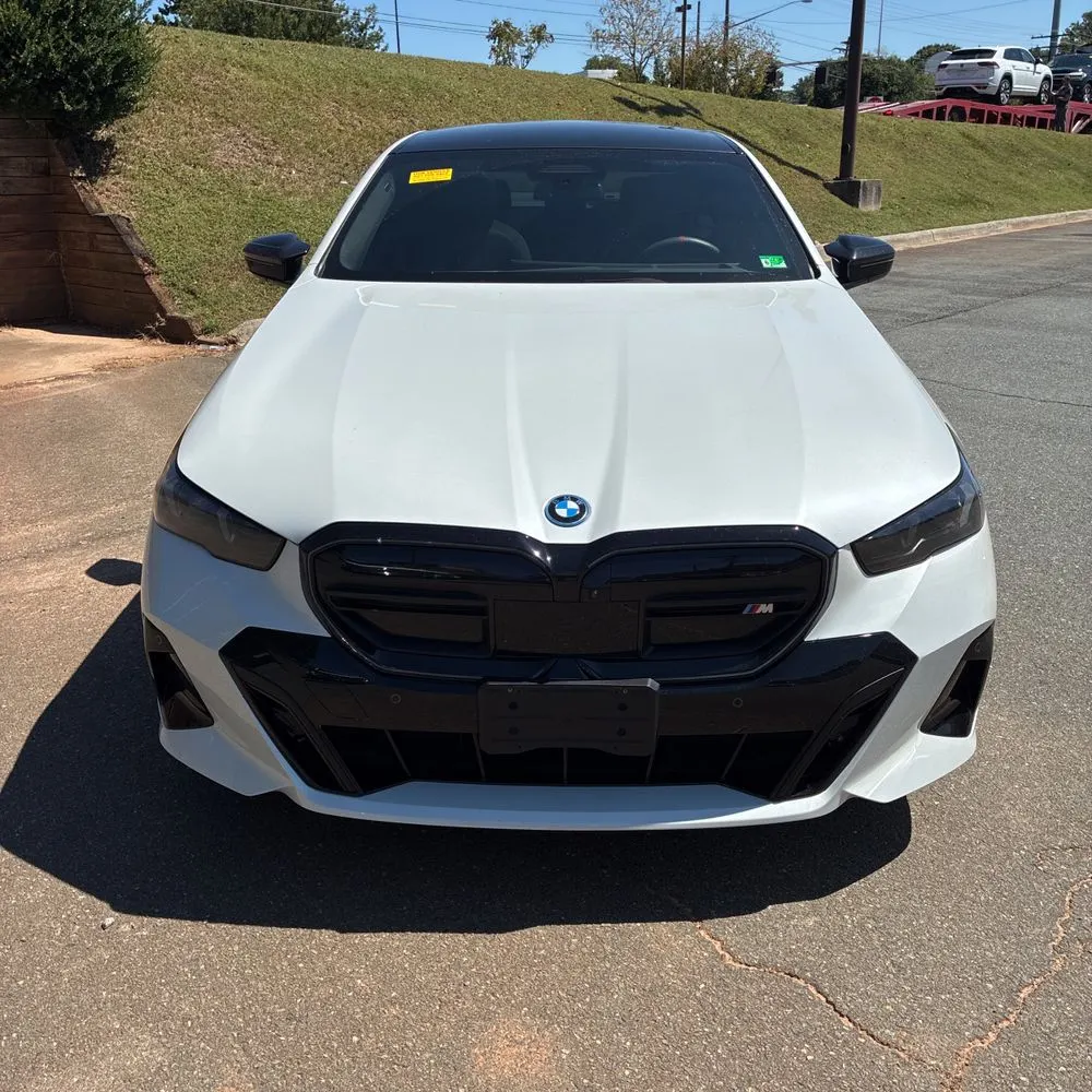 2024 BMW i5 M60