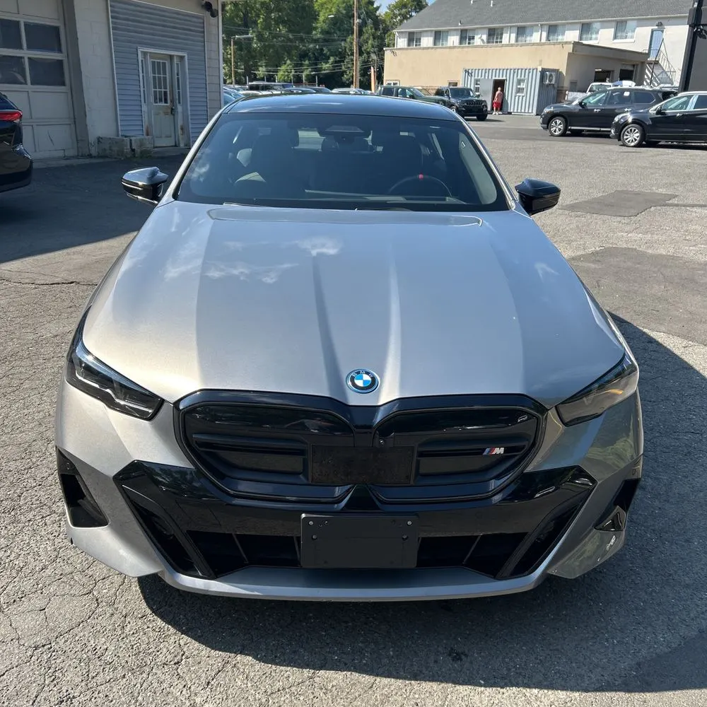 2024 BMW i5 M60