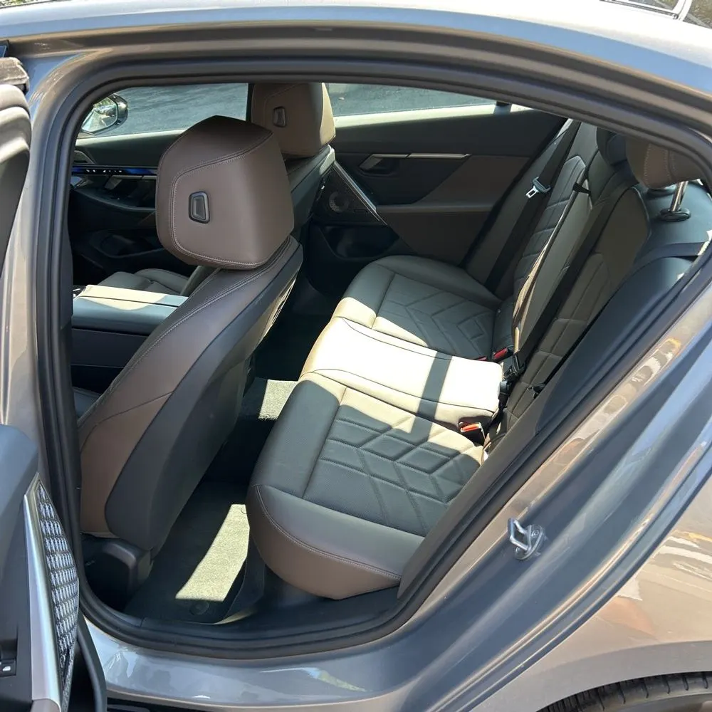 2024 BMW i5 M60