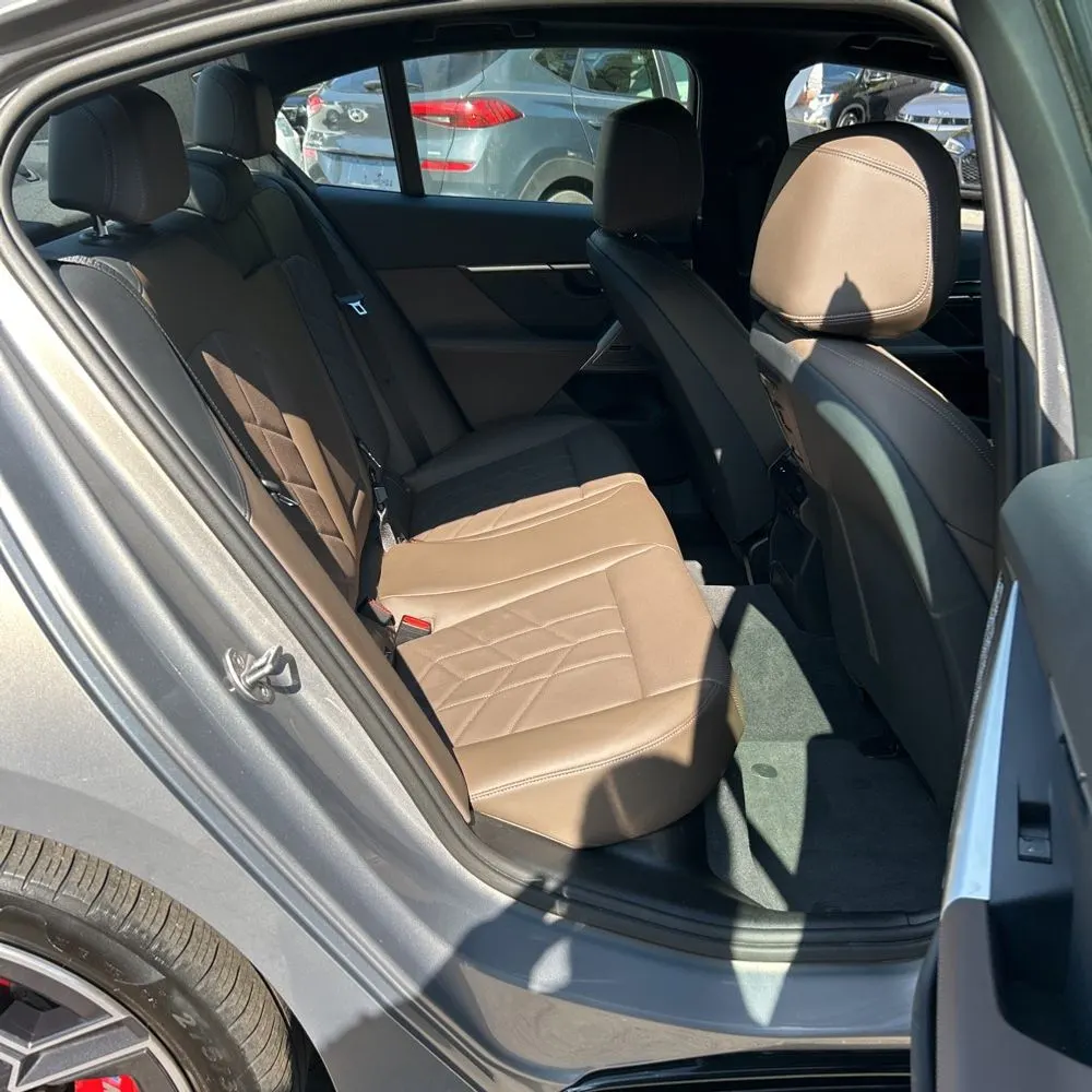 2024 BMW i5 M60