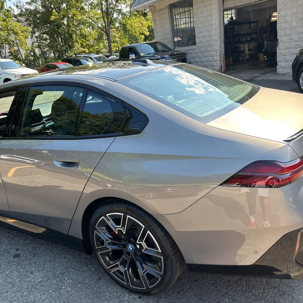 2024 BMW i5 M60