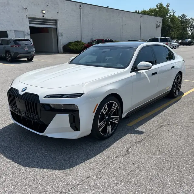 2024 BMW i7 xDrive60