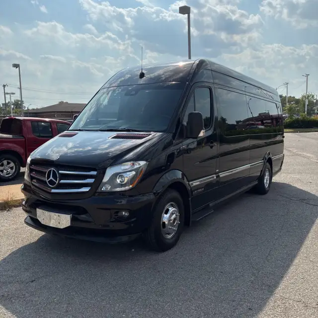 2015 Mercedes-Benz 3500 Sprinter Vans 3500