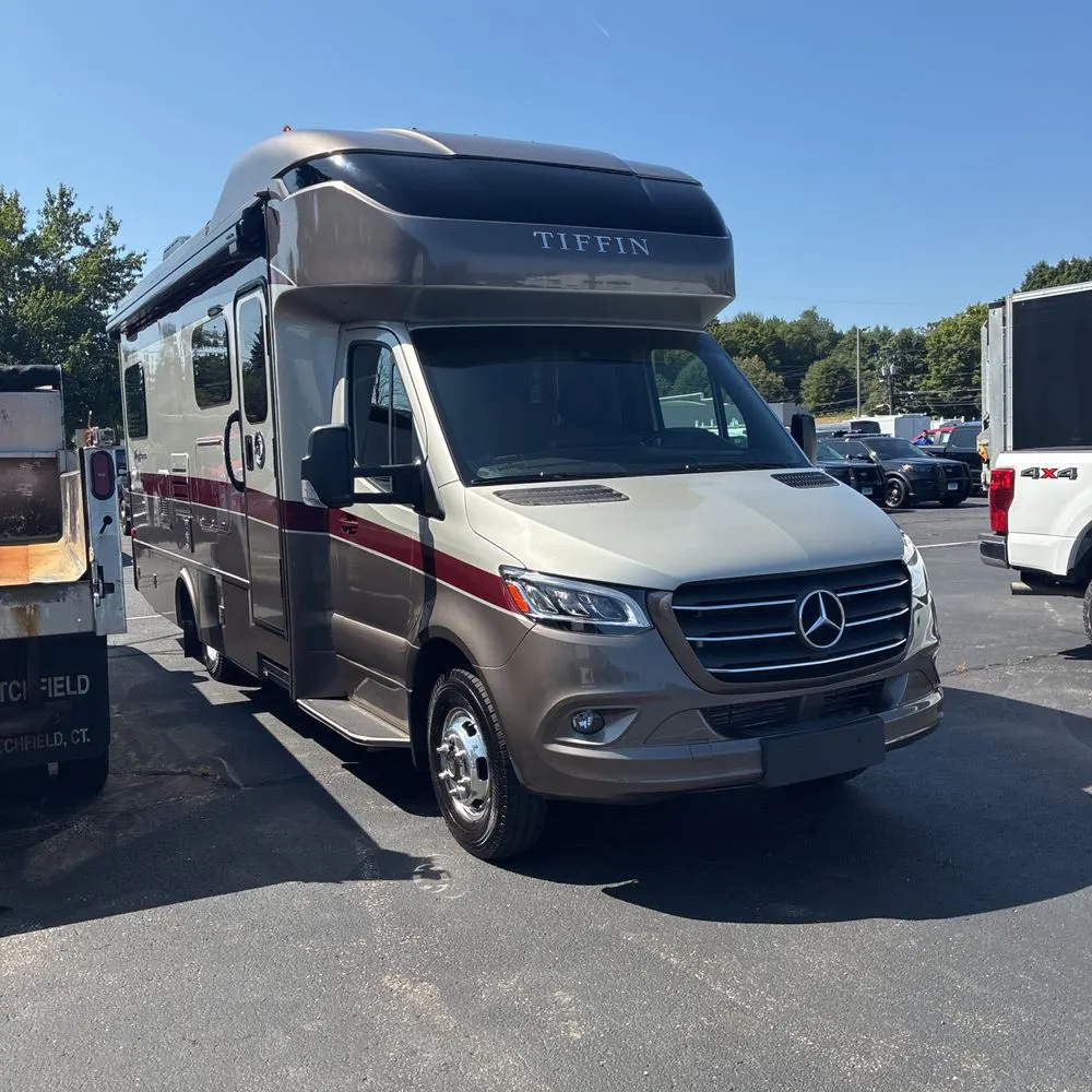 2020 Tiffin Motorhome Wayfarer