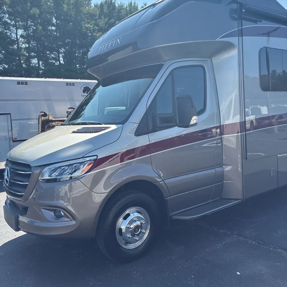2020 Tiffin Motorhome Wayfarer
