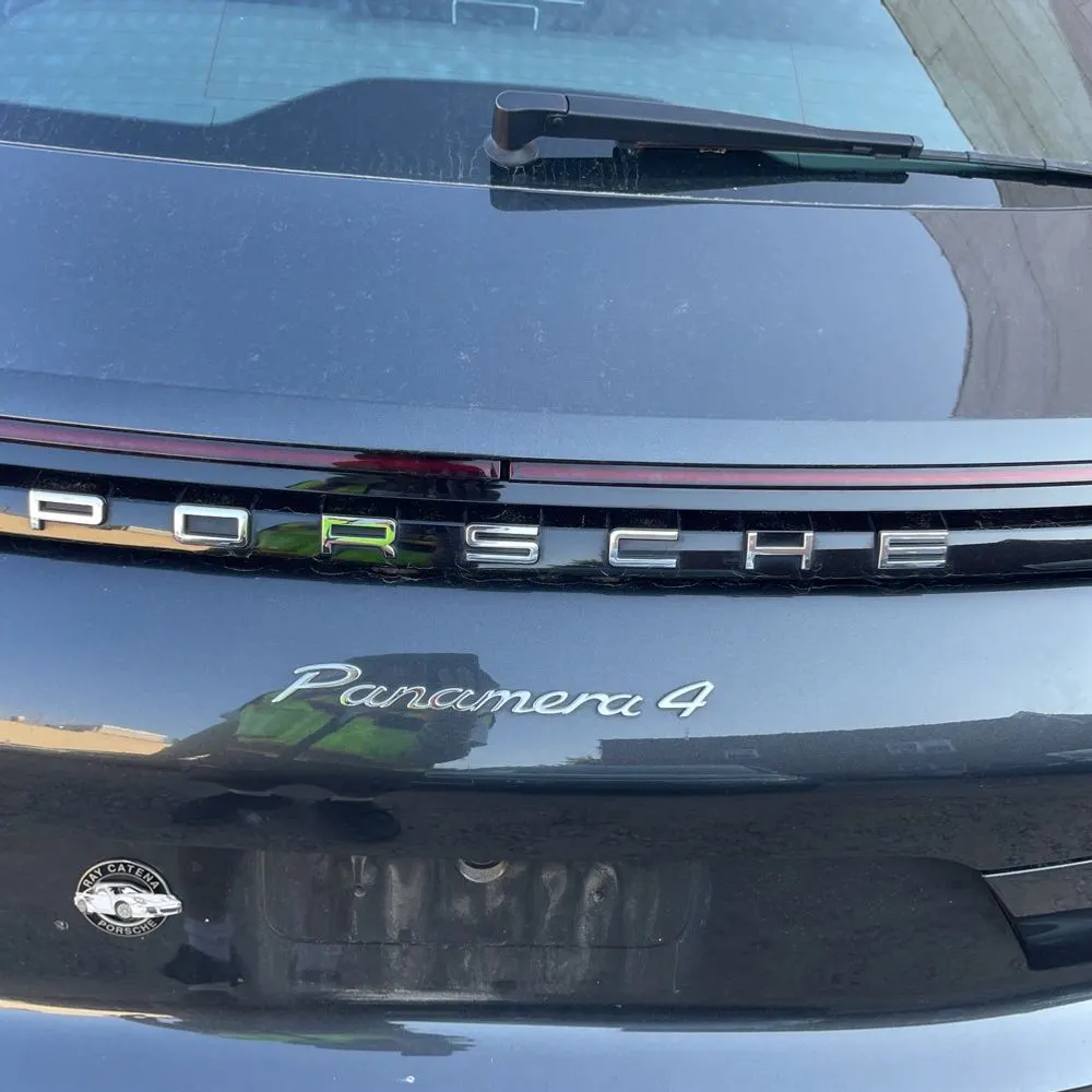 2018 Porsche Panamera 4