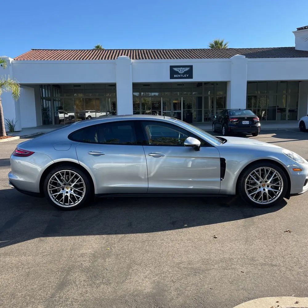 2020 Porsche Panamera Base