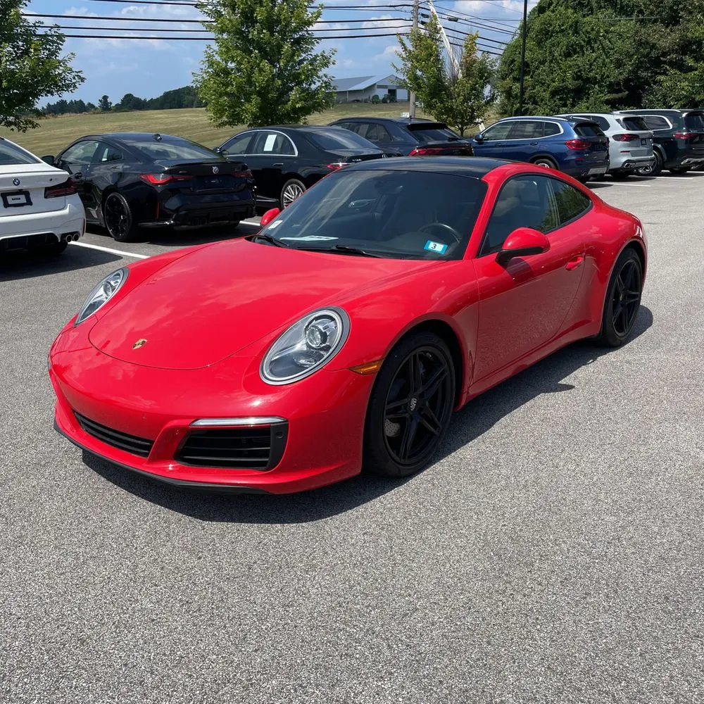 2019 Porsche 911 Carrera
