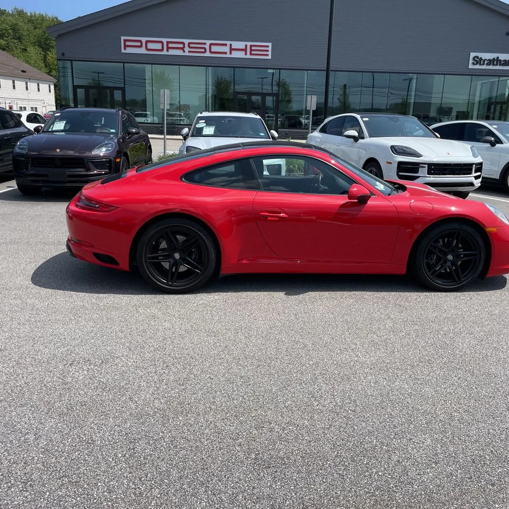 2019 Porsche 911 Carrera
