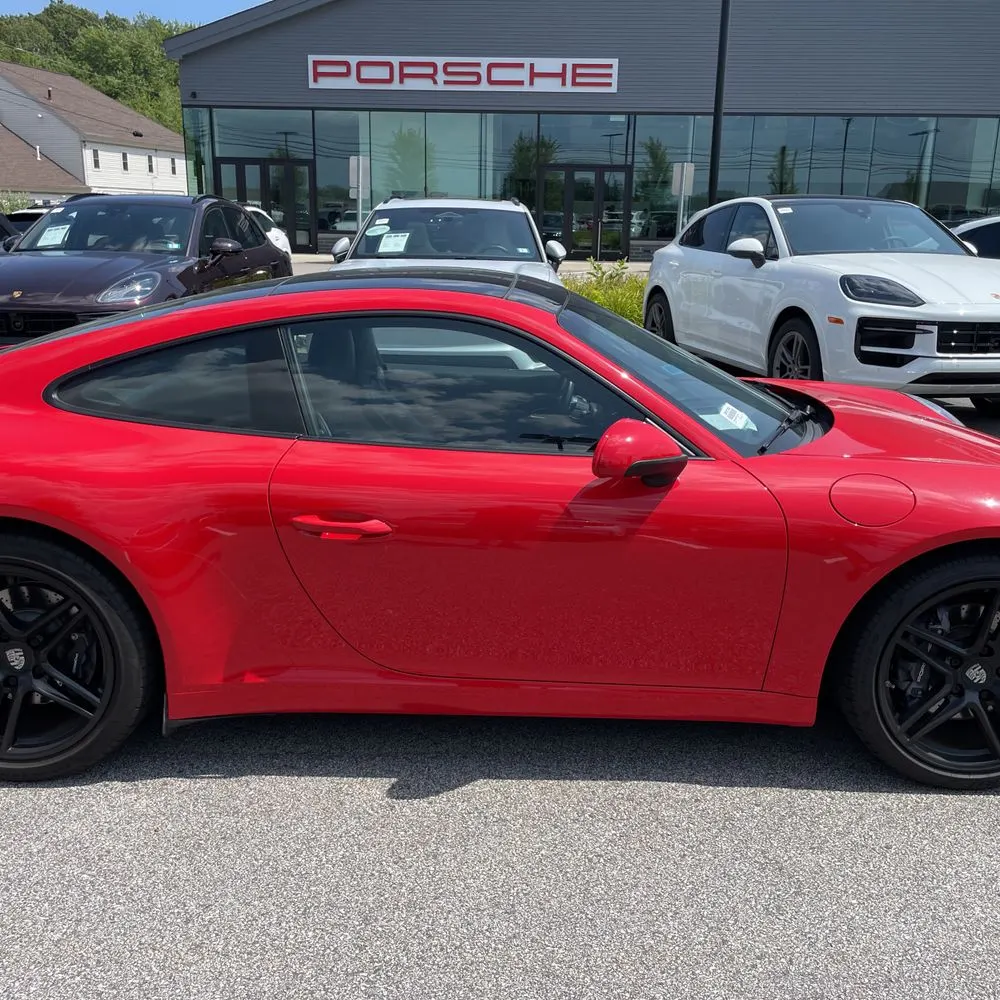 2019 Porsche 911 Carrera