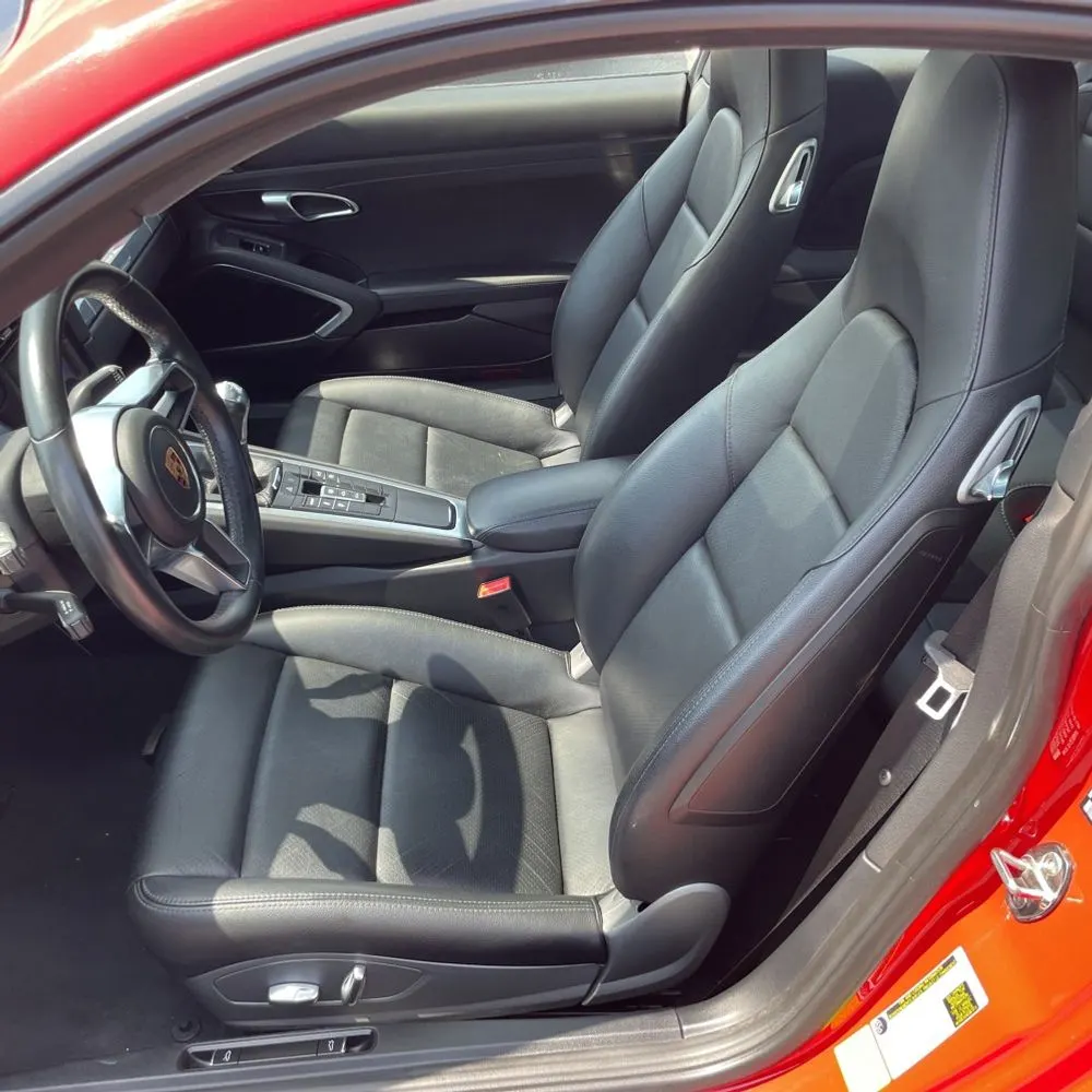 2019 Porsche 911 Carrera