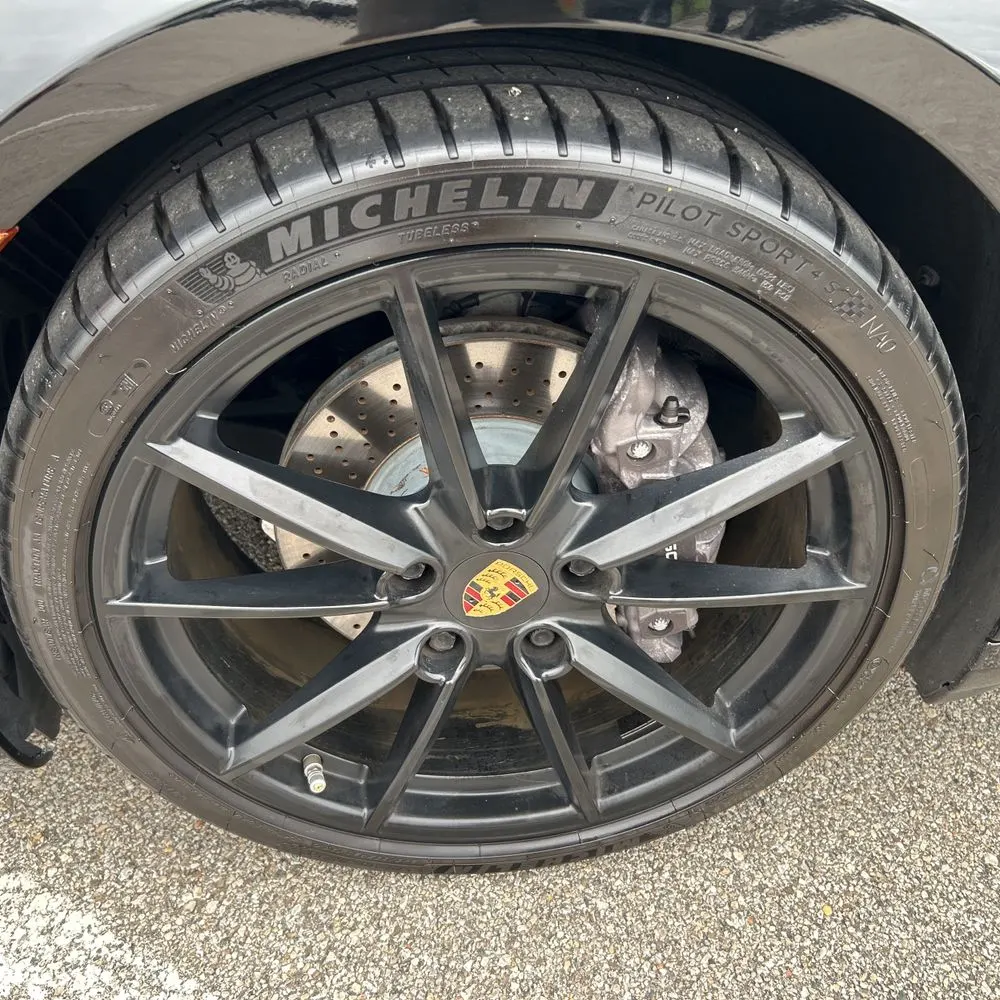 2020 Porsche 911 Carrera 4