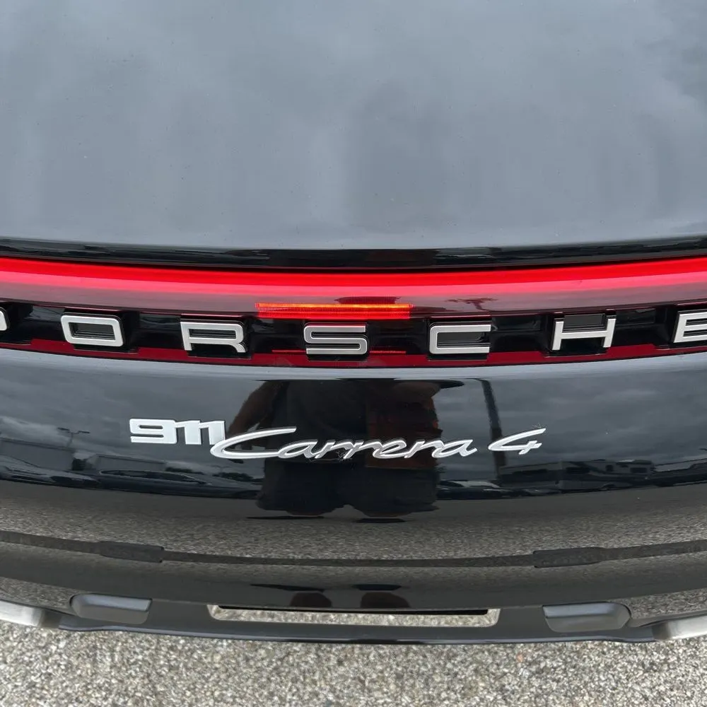 2020 Porsche 911 Carrera 4