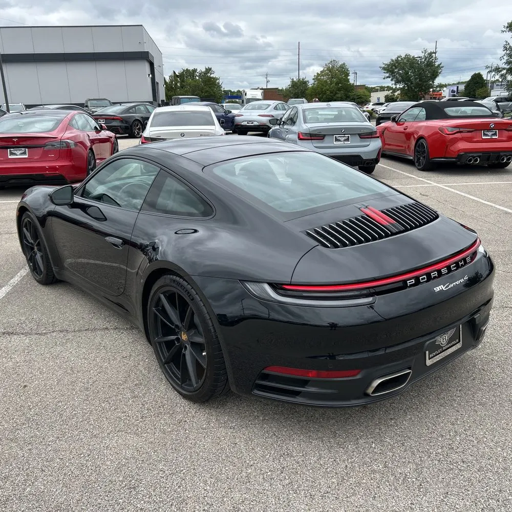 2020 Porsche 911 Carrera 4