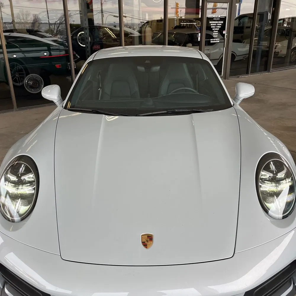 2025 Porsche 911 Carrera