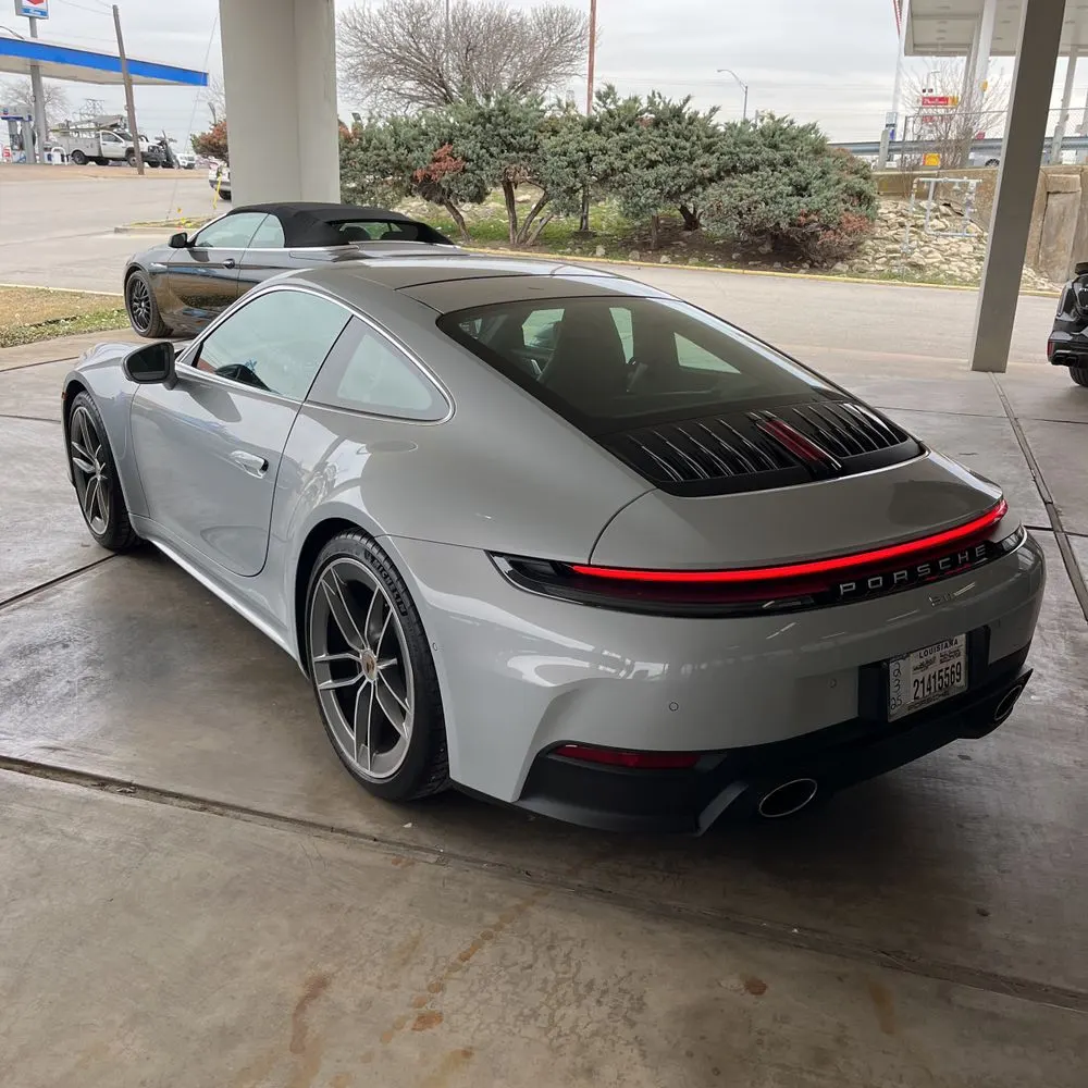 2025 Porsche 911 Carrera