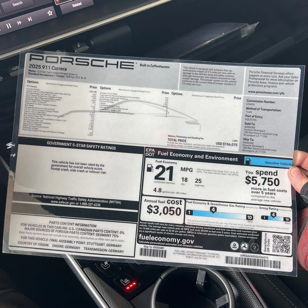 2025 Porsche 911 Carrera
