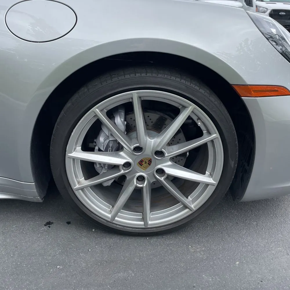 2021 Porsche 911 Carrera