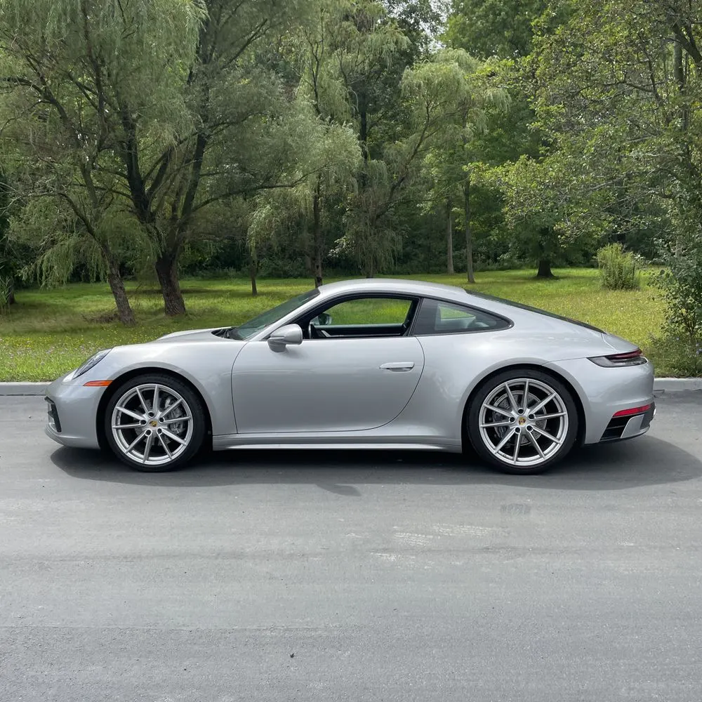 2021 Porsche 911 Carrera