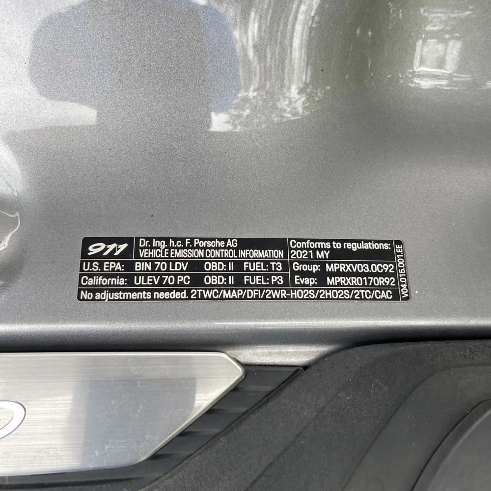 2021 Porsche 911 Carrera