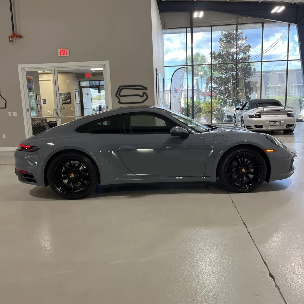 2023 Porsche 911 Carrera