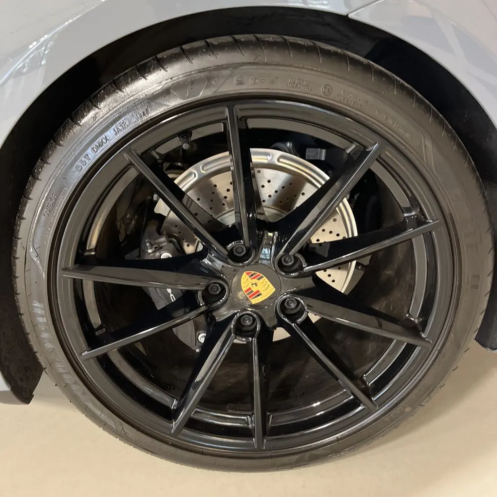 2023 Porsche 911 Carrera