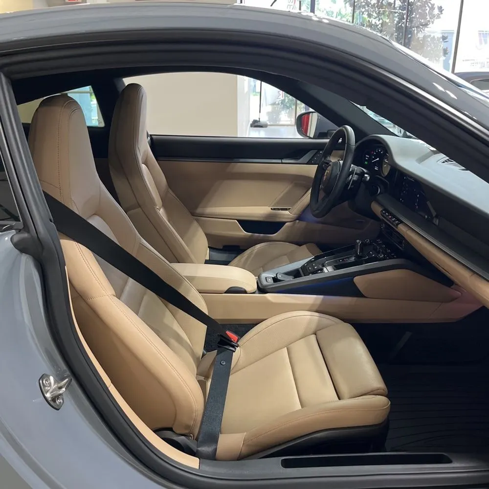 2023 Porsche 911 Carrera